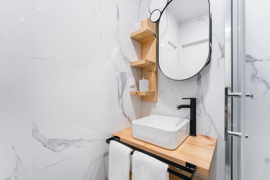 A Charming Stay Near Paco Das Escolas Coimbra Exteriör bild